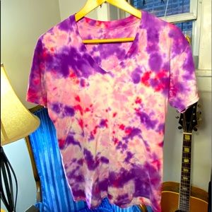 Coral Tie Dye V Kneck